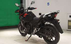 SUZUKI Vｽﾄﾛｰﾑ250