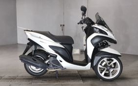 YAMAHA TRICITY 125 SE82J