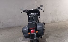 HARLEY FLHCS1870 YBK