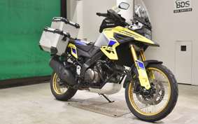 SUZUKI Vｽﾄﾛｰﾑ1050DE 2023 EF11M