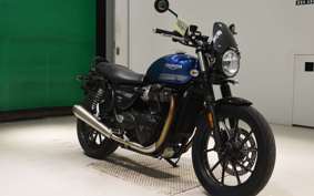 TRIUMPH STREET TWIN 2021