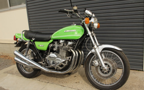 KAWASAKI Z900 ...
