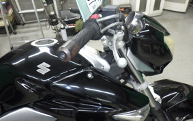 SUZUKI GSR250 2024
