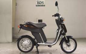 YAMAHA EC-03 2011 SY06J