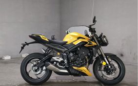 TRIUMPH  TRIUMPH  STREET  TRIPLE RS HDA614