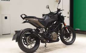 HUSQVARNA SVARTPILEN 401 2022