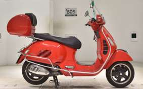 VESPA GTS300 IE 2015