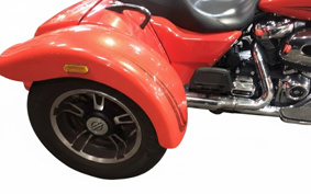 HARLEY FLRT 2017 MCC