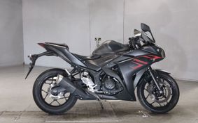 YAMAHA YZF-R25 RG10J