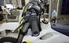HUSQVARNA FE250