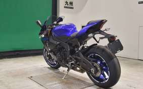 YAMAHA YZF-R1 2019