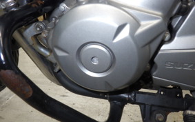 SUZUKI GSR250 2024