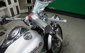 YAMAHA DRAGSTAR 1100 2002 VP13J
