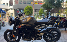 TRIUMPH TRIUMPH  STREET  TRIPLE RS 2025 HDA614