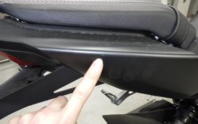 HONDA CB650R E-Clutch 2025 RH17