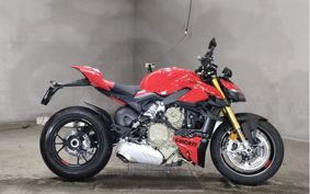 DUCATI  DUCATI  STREET  FIGHTER V4S 4F00AA