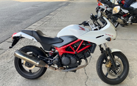 HONDA VTR 250 F MC33