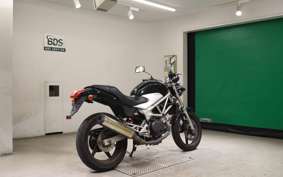 HONDA VTR 250 Gen. 2 2023 MC33