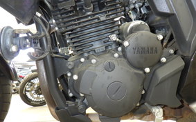 YAMAHA FZ25