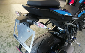 BMW M1000R 2026 0P51