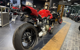 DUCATI  DUCATI  STREET  FIGHTER V4S 2022