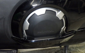 HONDA NM4 VULTUS -01 2015 RC82