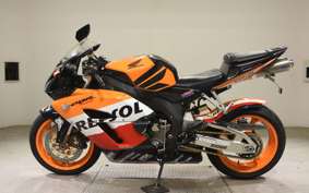 HONDA CBR1000RR 2005 SC57