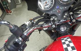 TRIUMPH BONNEVILLE SE 2009
