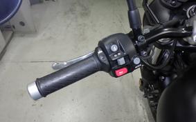 TRIUMPH STREET TWIN 2021