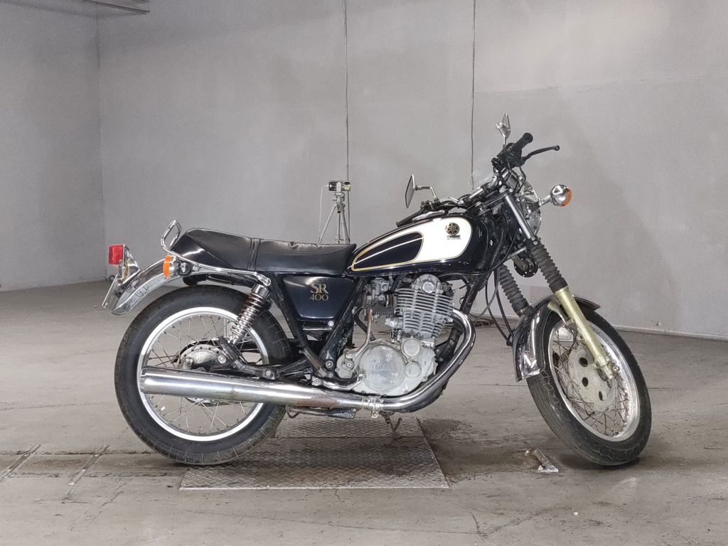 Фото Yamaha SR400 1987 с японского аукциона