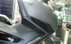 YAMAHA T-MAX 560 T 2026 SJ21J