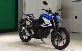 SUZUKI ジクサー150