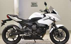 YAMAHA XJ6 2012