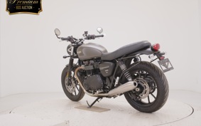 TRIUMPH STREET TWIN 2022