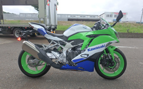 KAWASAKI NINJA ZX-4RR KRT ED 2024 ZX400P