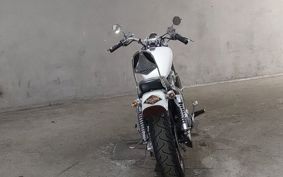 SUZUKI INTRUDER 1400 1L105