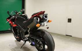 YAMAHA YZF-R1 2013