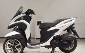 YAMAHA TRICITY 125 1984 SE82J