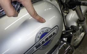 HONDA MAGNA 250