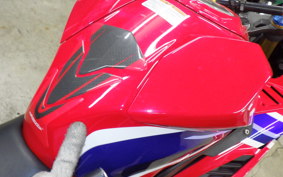 HONDA CBR250RR A 2015 MC51