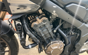 HONDA CB650R 2024 RH17
