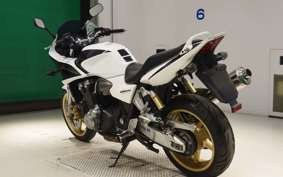 HONDA CB1300SF SUPER BOLDOR 2009 SC54
