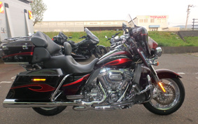 HARLEY HARLEY FLHTCUSE1800CVO 2013 PR8