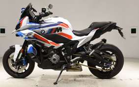 BMW M1000XR 2024