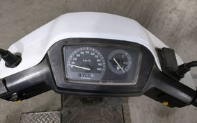 SUZUKI ADDRESS V100 CE13A