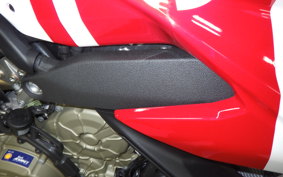 DUCATI ストリート FIGHTER V4SUP 2025