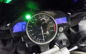 YAMAHA YZF-R1 2004