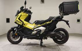HONDA X-ADV 750 2025 RH21