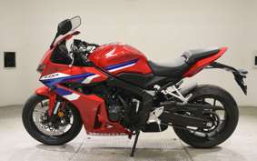 HONDA CB650R E-Clutch 2026 RH17