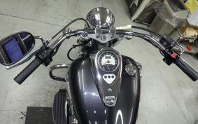 KAWASAKI VULCAN 900 CLASSIC 2015 VN900B
